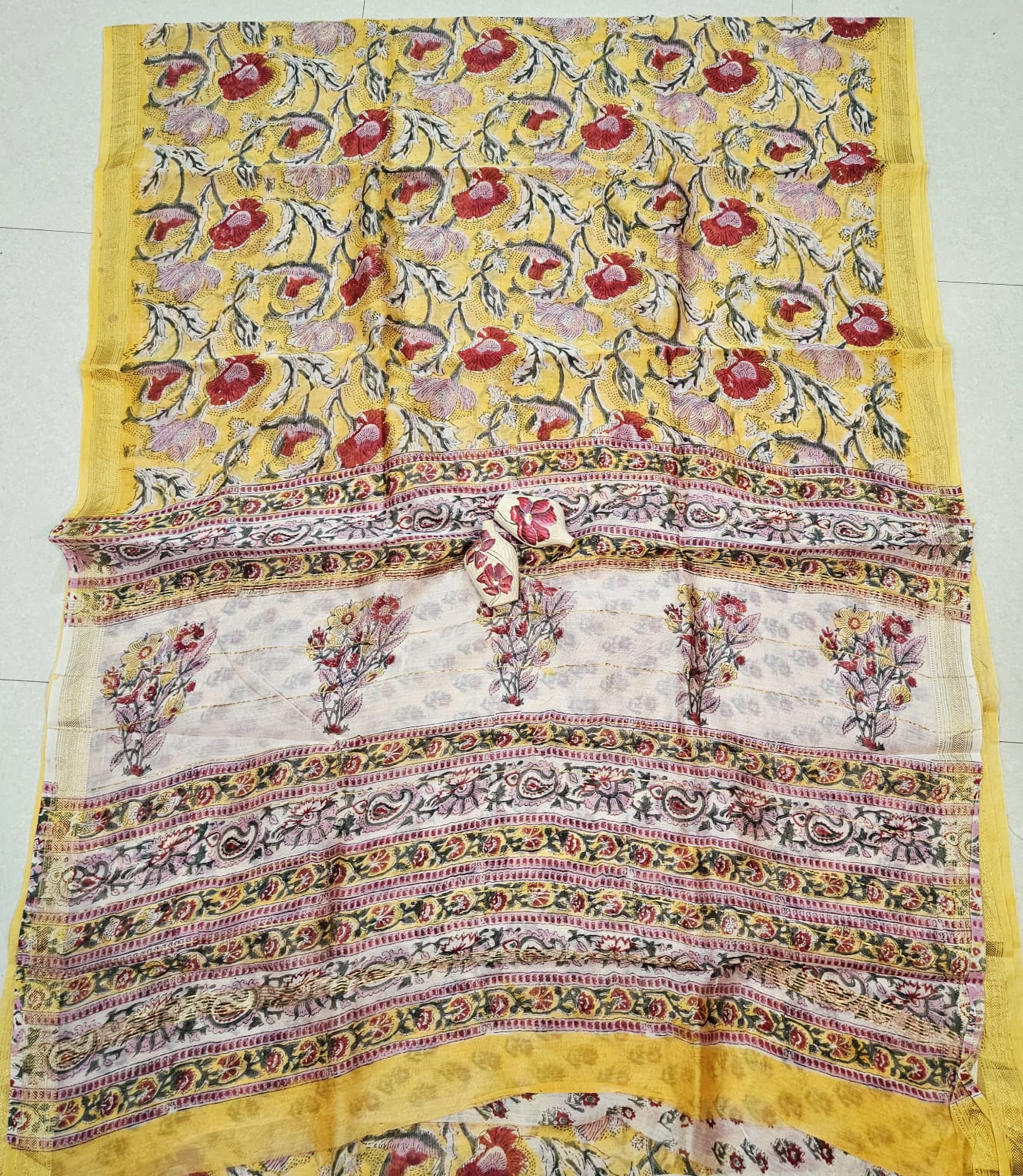 Haldi Phool Saaz Handblock Printed Maheshwari Silk Saree